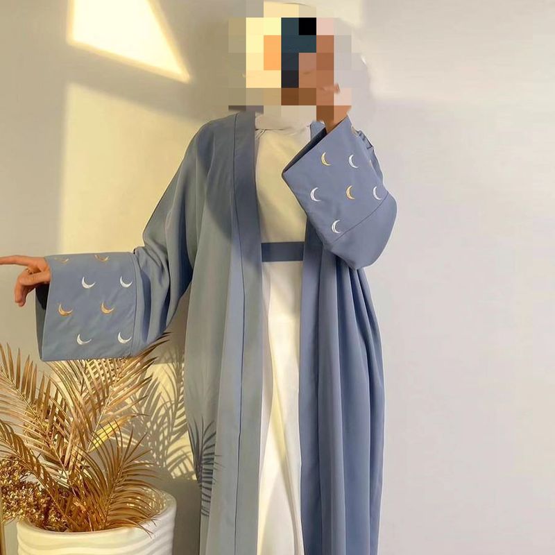 New Middle East Dubai Moon Embroidery Cardigan Elegant Robe Dress Moon Embroidered Dress Light Blue XL
New Middle East Dubai Moon Embroidery Cardigan Elegant Robe Dress Moon Embroidered Dress Light Blue XL