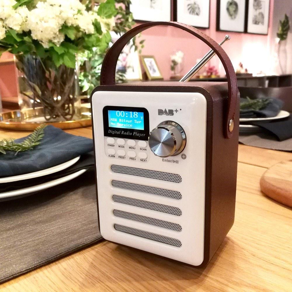 HBKS DAB/DAB+ Цифровое радио Беспроводные Bluetooth-колонки MP3-плеер AUX IN TF U Чтение дисков FM
HBKS DAB/DAB+ Цифровое радио Беспроводные Bluetooth-колонки MP3-плеер AUX IN TF U Чтение дисков FM