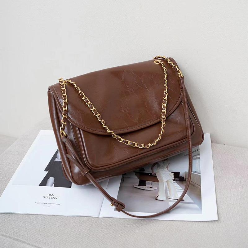 Новая высококачественная женская сумка из натуральной кожи, вместительная сумка-мессенджер из коровьей кожи первого слоя, сумка через плечо 29*8.5*18cm
Новая высококачественная женская сумка из натуральной кожи, вместительная сумка-мессенджер из коровьей кожи первого слоя, сумка через плечо 29*8.5*18cm