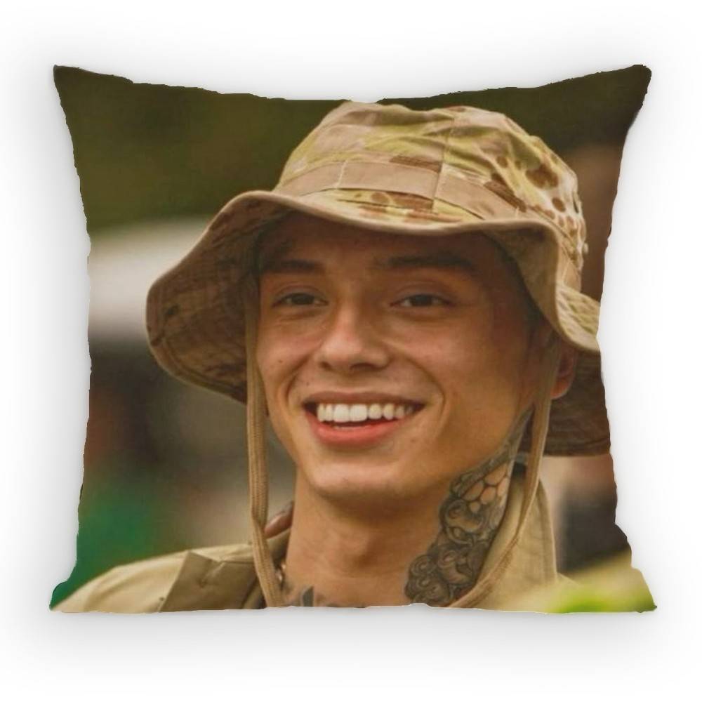 CCentral Cee Cant Rush GGreatness Pillow Case Sofa Living Room Bedroom Headboard Backrest Cushion Square Cushion Nap Time 30x30 cm
CCentral Cee Cant Rush GGreatness Pillow Case Sofa Living Room Bedroom Headboard Backrest Cushion Square Cushion Nap Time 30x30 cm
