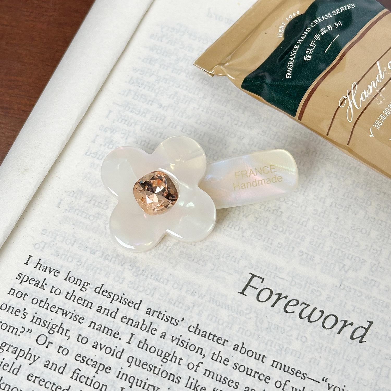 Искусно выполненные цветочные красивые мини-заколки для волос со сверкающими стразами для шикарного образа на каждый день Bright White
Искусно выполненные цветочные красивые мини-заколки для волос со сверкающими стразами для шикарного образа на каждый день Bright White