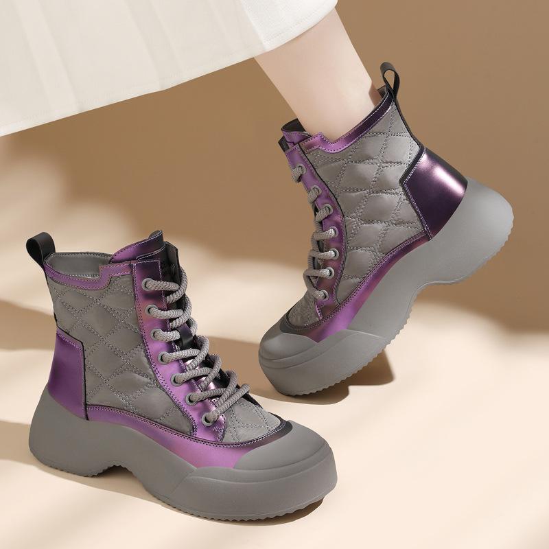 Универсальные ботинки Мартин на толстой подошве для женской осени, новые, универсальные, повседневные одинарные ботинки из бисквитной подошвы, нескользящие, с характером 40
Универсальные ботинки Мартин на толстой подошве для женской осени, новые, универсальные, повседневные одинарные ботинки из бисквитной подошвы, нескользящие, с характером 40