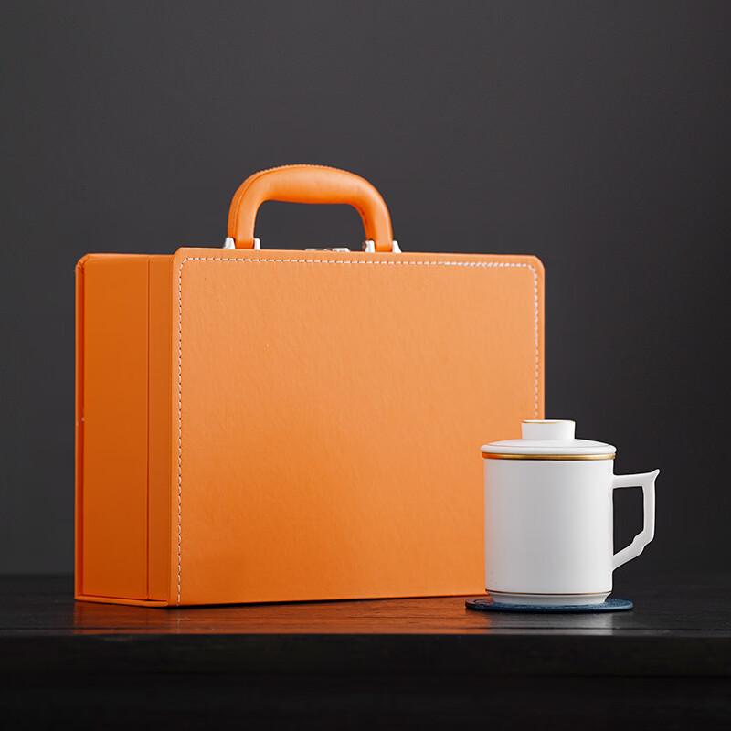 Hand-painted Ceramic Office Tea Cup with Filter Lid
Hand-painted Ceramic Office Tea Cup with Filter Lid