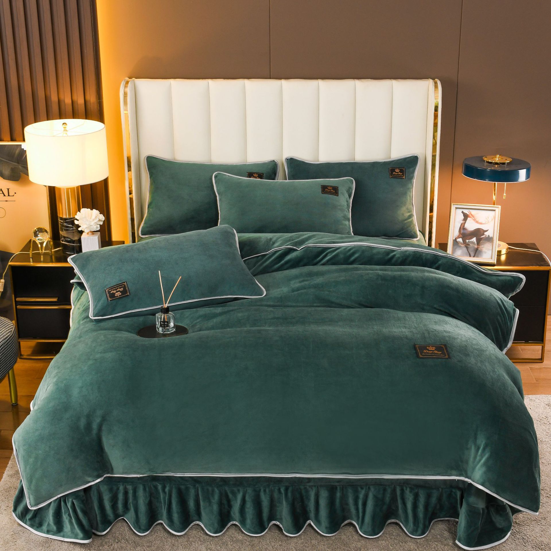 Осень и зима из молочного волокна, четырехсекционная коралловая флисовая однотонная фланелевая простыня из трех частей, двойное пододеяльник 2.0m bed sheet