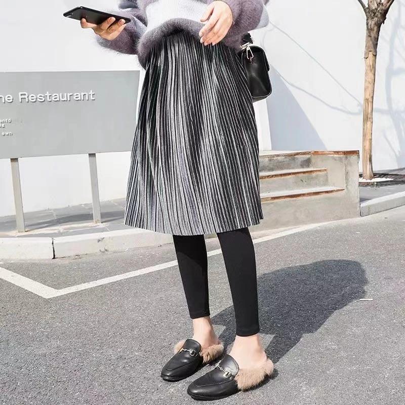 Women s Autumn Gray Metallic Pleated Midi Skirt Elastic Waist M серый
Women s Autumn Gray Metallic Pleated Midi Skirt Elastic Waist M серый