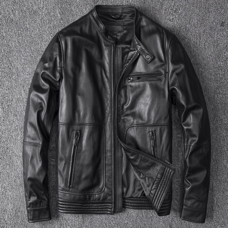 Новая кожаная куртка мужская короткая из первого слоя кожи с воротником-стойкой, куртка-локомотив, приталенная, красивая куртка S чёрный
Новая кожаная куртка мужская короткая из первого слоя кожи с воротником-стойкой, куртка-локомотив, приталенная, красивая куртка S чёрный