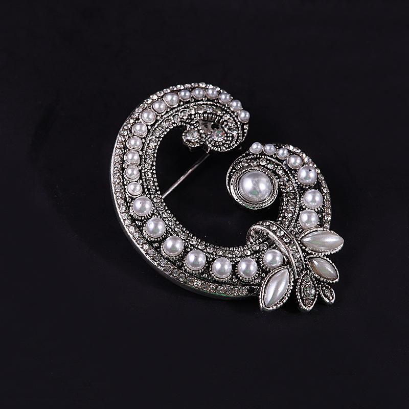 Retro Fashion Letter G, High-end and Versatile Brooch 4*5CM
Retro Fashion Letter G, High-end and Versatile Brooch 4*5CM