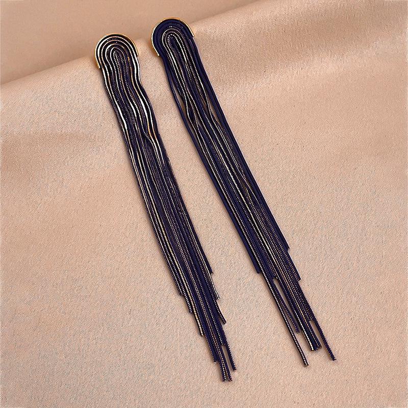 Silver Needle Retro Chain Long Tassel Earrings - Elegant European & American Fashion for Women
Silver Needle Retro Chain Long Tassel Earrings - Elegant European & American Fashion for Women