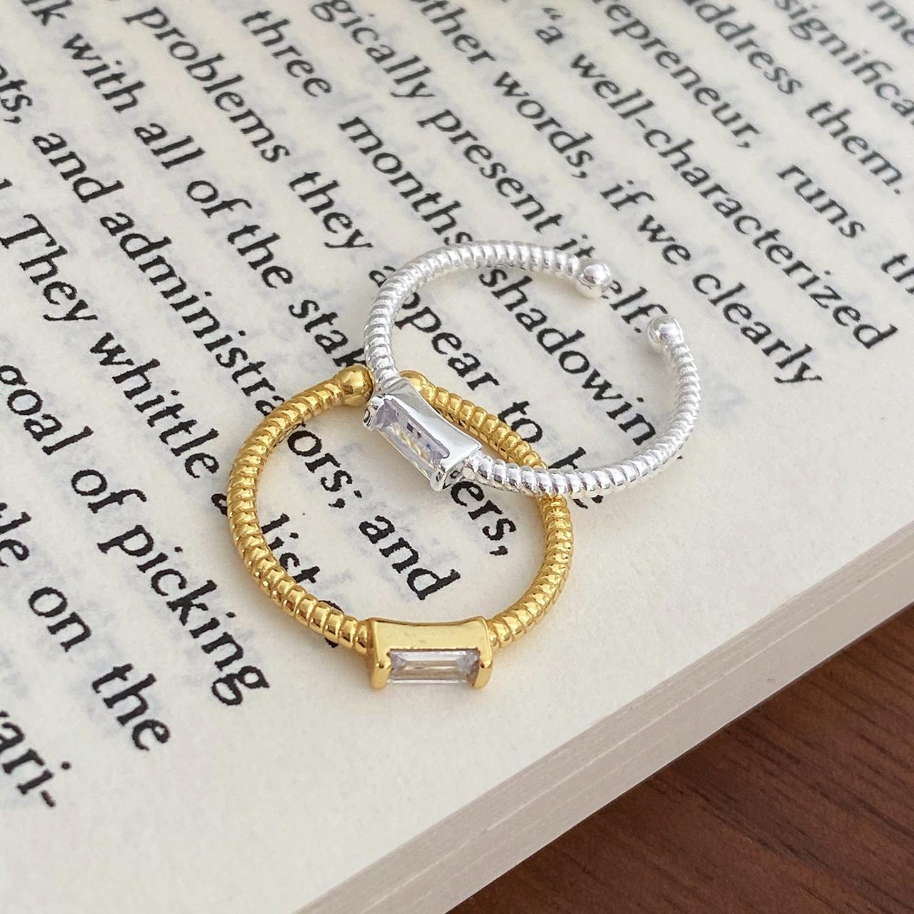 Zircon Ring Fine Women Niche Retro Simple Cold Wind Ring Ring Versatile Jewelry Fashion Personality
Zircon Ring Fine Women Niche Retro Simple Cold Wind Ring Ring Versatile Jewelry Fashion Personality