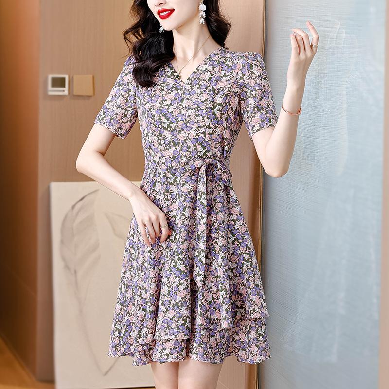 Women s summer clothing new celebrity temperament floral thin belly chiffon dress S фіолетовий
Women s summer clothing new celebrity temperament floral thin belly chiffon dress S фіолетовий