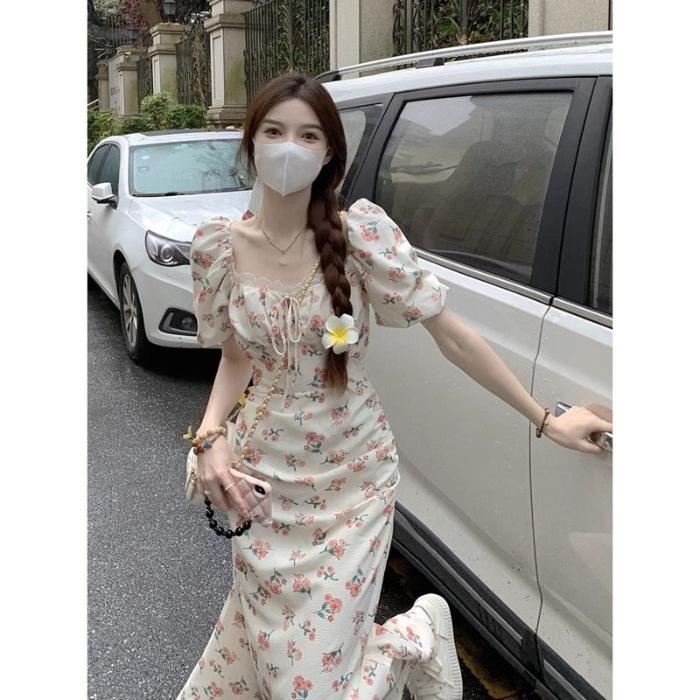 French floral dress women s summer new design halter strap waist thin short sleeve coffee break skirt XL
French floral dress women s summer new design halter strap waist thin short sleeve coffee break skirt XL