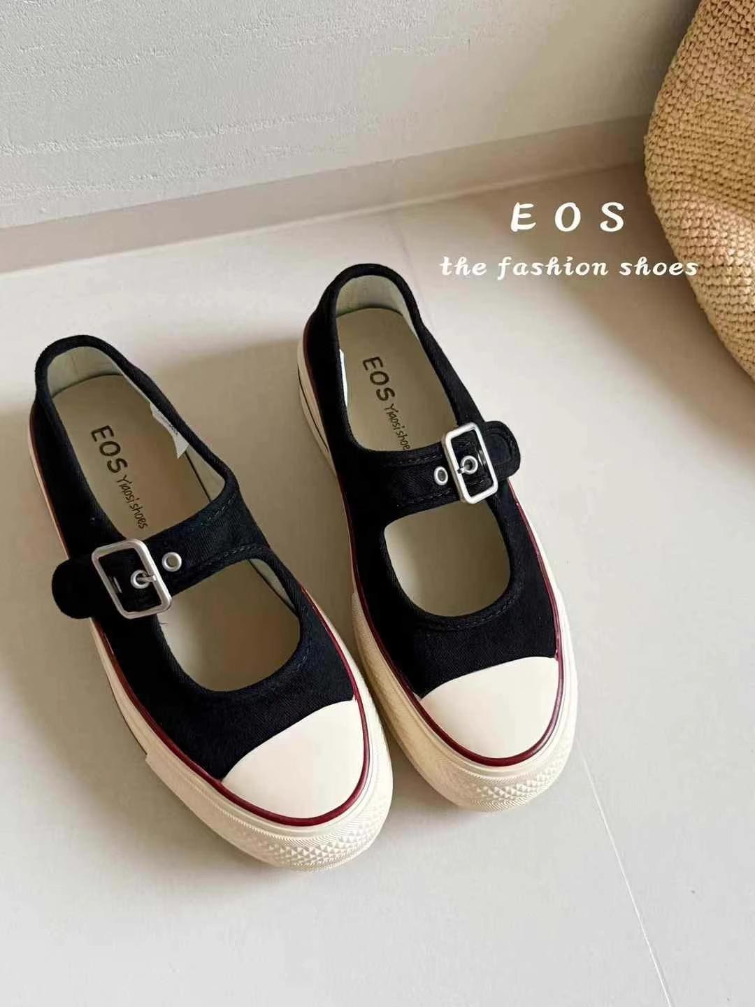 Холщовые туфли женские лето 2025 новая корейская версия одинарная обувь универсальная толстая подошва дышащая пряжка легкие студенческие повседневные туфли 40 чёрный
Холщовые туфли женские лето 2025 новая корейская версия одинарная обувь универсальная толстая подошва дышащая пряжка легкие студенческие повседневные туфли 40 чёрный