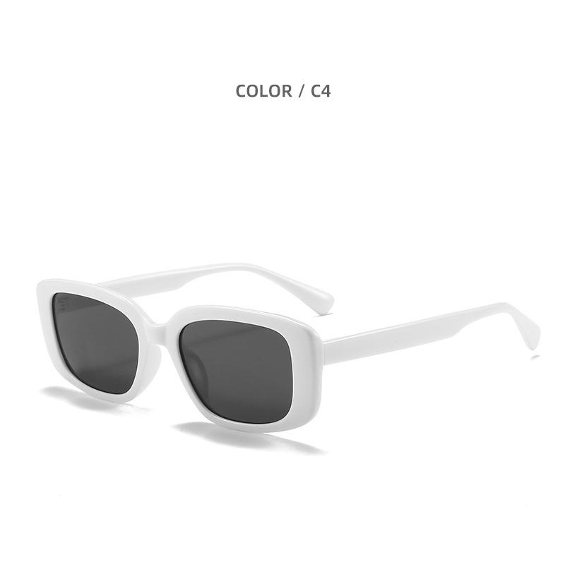 New Korean TR90 ultra-light small box polarized sunglasses fashion trend men s and women s plain sunglasses
New Korean TR90 ultra-light small box polarized sunglasses fashion trend men s and women s plain sunglasses