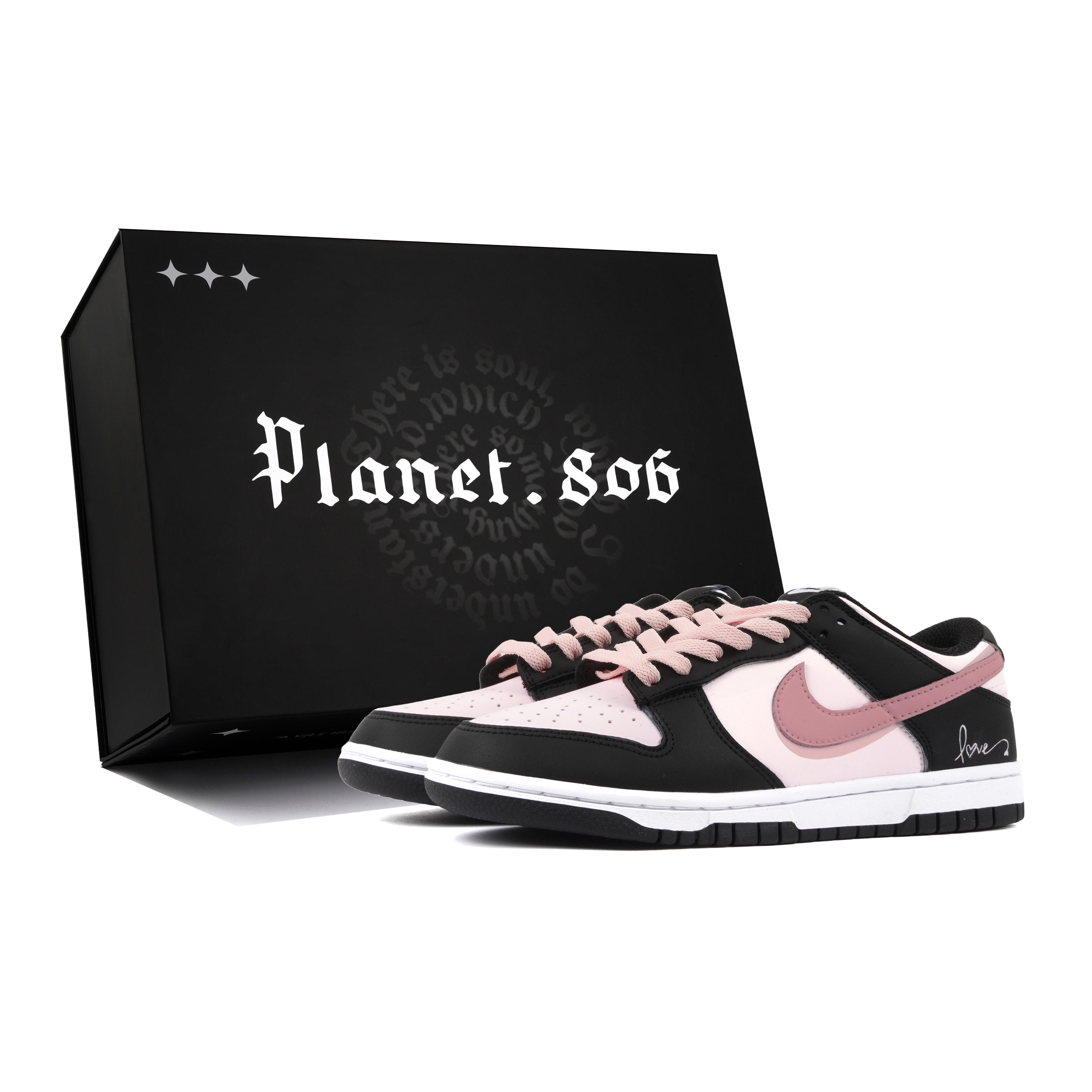 Nike Dunk Wear resistant And Lightweight Low top Skateboard Shoes Unisex Pink DD1391-100(Team1192-SBOX) 40
Nike Dunk Wear resistant And Lightweight Low top Skateboard Shoes Unisex Pink DD1391-100(Team1192-SBOX) 40