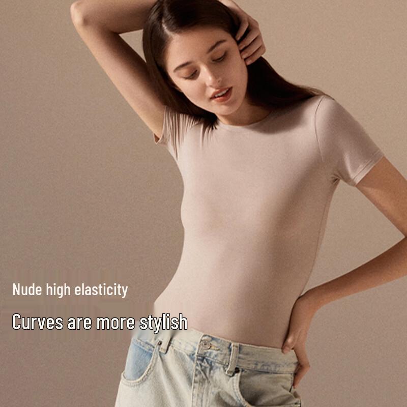 ubras Women s Slim-Fit Base Layer Top L
ubras Women s Slim-Fit Base Layer Top L