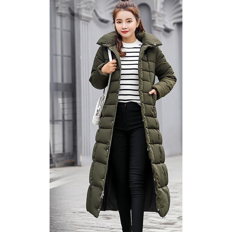 Зимнее длинное хлопковое пальто на шнуровке для женщин в корейском стиле, выше колена, утолщенное, с капюшоном, однотонное, с большим меховым воротником, пуховое хлопковое пальто 3XL
Зимнее длинное хлопковое пальто на шнуровке для женщин в корейском стиле, выше колена, утолщенное, с капюшоном, однотонное, с большим меховым воротником, пуховое хлопковое пальто 3XL