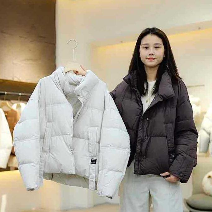 Stand Collar White Duck Down Leather Patch Jacket Medium бежевый
Stand Collar White Duck Down Leather Patch Jacket Medium бежевый