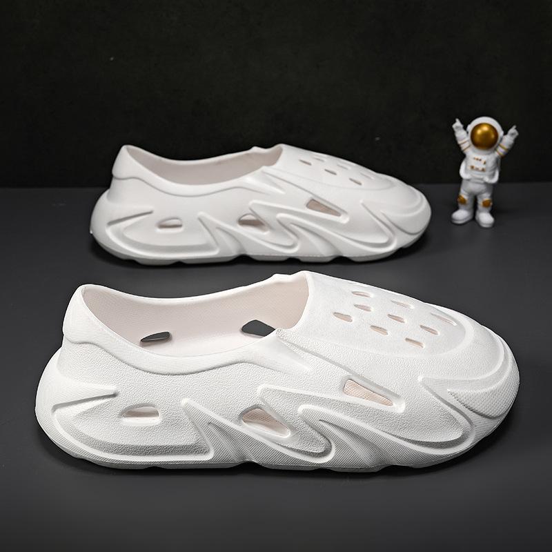 New high-elastic beach shoes men s soft-soled coconut hole shoes one-pedal garden shoes large-size sandals 40
New high-elastic beach shoes men s soft-soled coconut hole shoes one-pedal garden shoes large-size sandals 40