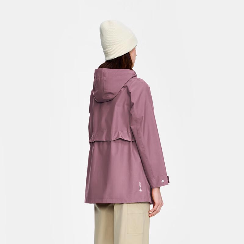 AIGLE Women s GORE-TEX Winter Jacket
AIGLE Women s GORE-TEX Winter Jacket