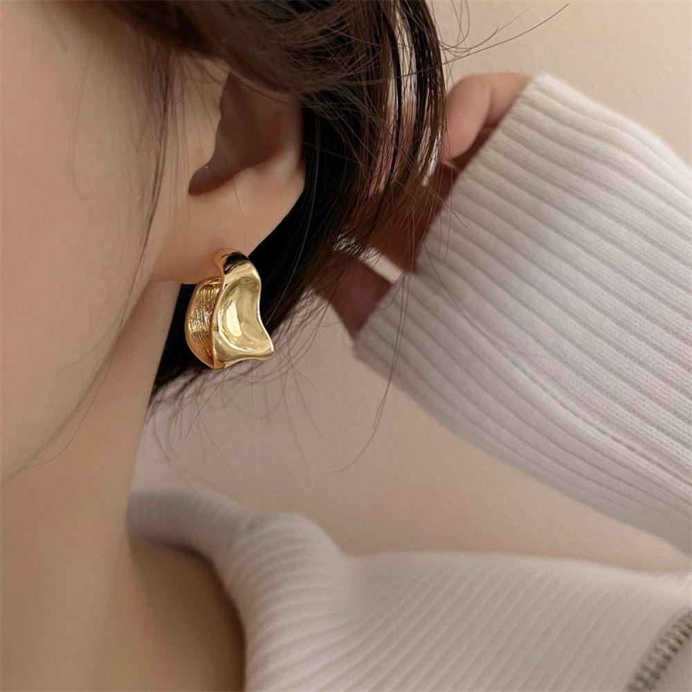 Simple Ear Buckle Metal Texture Earrings Fashion Jewelry Women Ear Stud Irregular Earrings
Simple Ear Buckle Metal Texture Earrings Fashion Jewelry Women Ear Stud Irregular Earrings