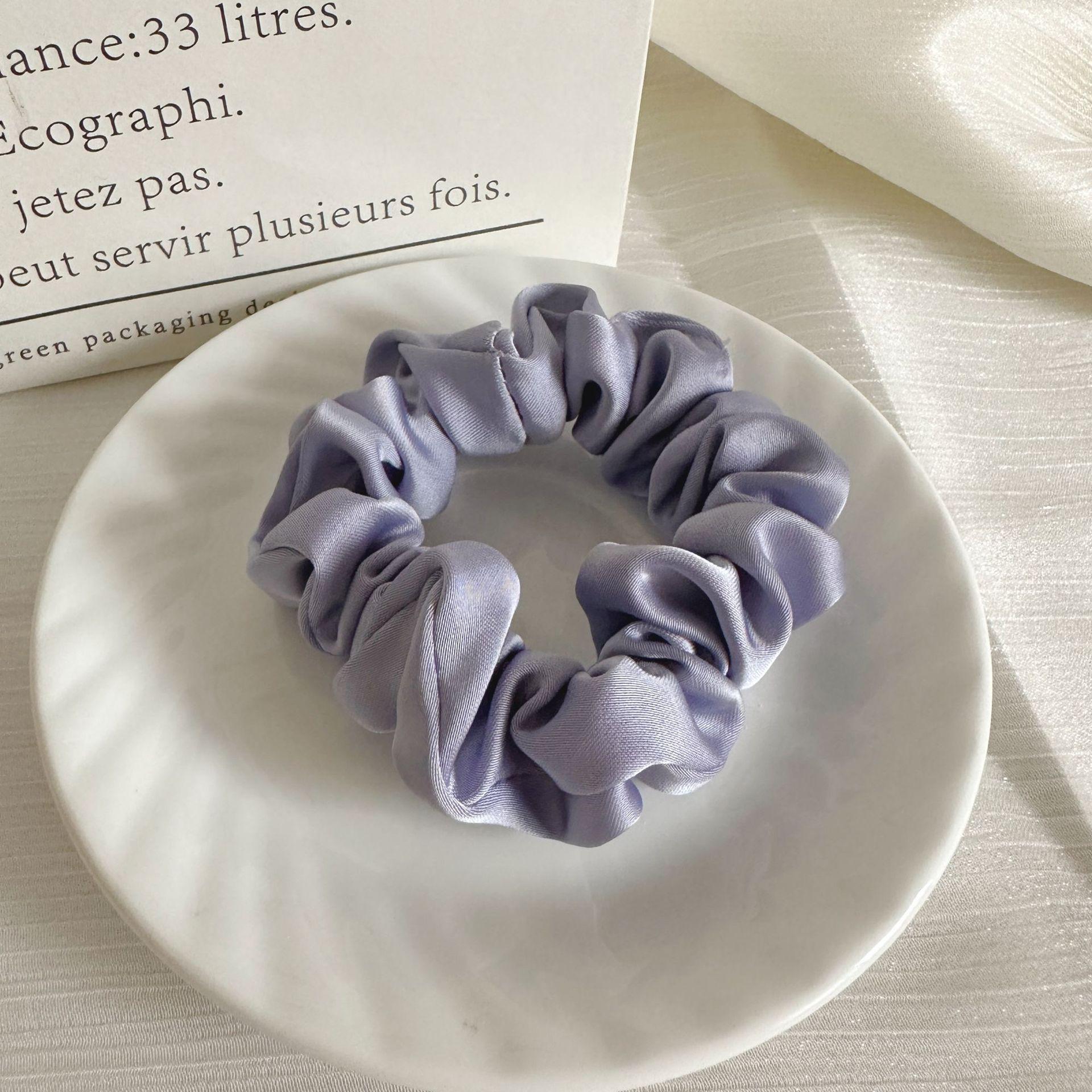 Элегантное японское и корейское атласное плиссированное кольцо для волос: Универсальный темпераментный французский конский хвост эластичный
Элегантное японское и корейское атласное плиссированное кольцо для волос: Универсальный темпераментный французский конский хвост эластичный