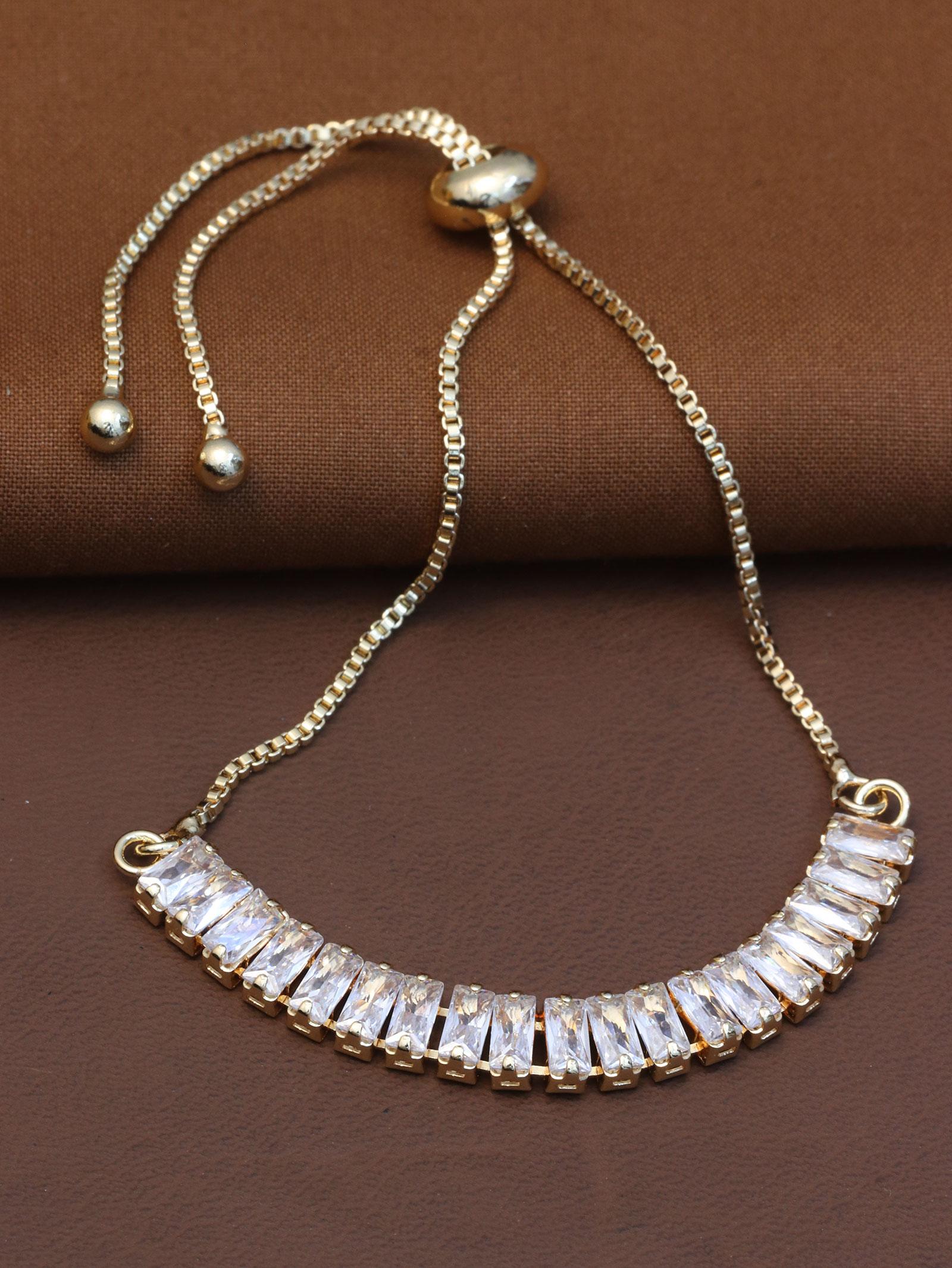 Стильный браслет для девочек и женщин
Стильный браслет для девочек и женщин