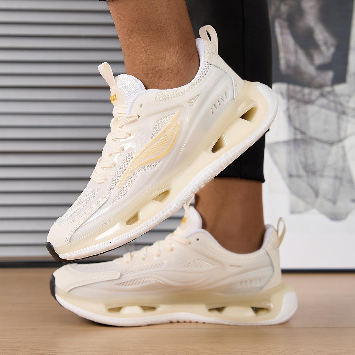 New couple popcorn soft sole versatile trend breathable sports shoes non-slip fashion casual shoes trendy shoes 36 бежевый
New couple popcorn soft sole versatile trend breathable sports shoes non-slip fashion casual shoes trendy shoes 36 бежевый