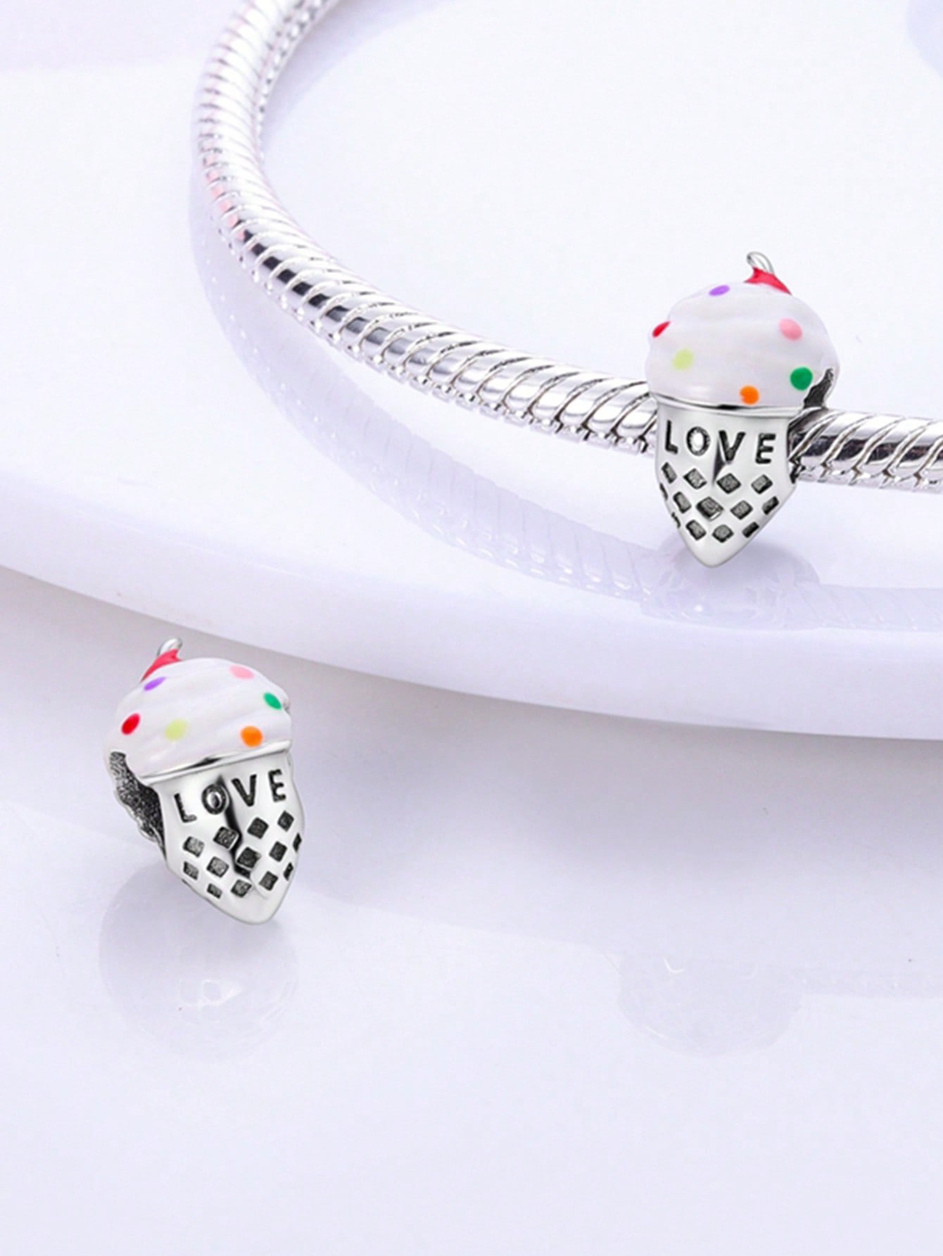 Ice Car Shaved Ice Machine Beads Charm Copper Plated Fit Charms Copperoriginal Bracelet For Jewelry Making Diy Charm
Ice Car Shaved Ice Machine Beads Charm Copper Plated Fit Charms Copperoriginal Bracelet For Jewelry Making Diy Charm