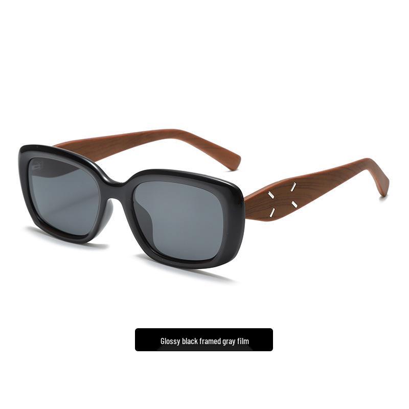 High-Quality Retro Square Sunglasses with Polarized Lenses, Ultra-Light TR Frame, and Wood Grain Arms for Men and Women
High-Quality Retro Square Sunglasses with Polarized Lenses, Ultra-Light TR Frame, and Wood Grain Arms for Men and Women