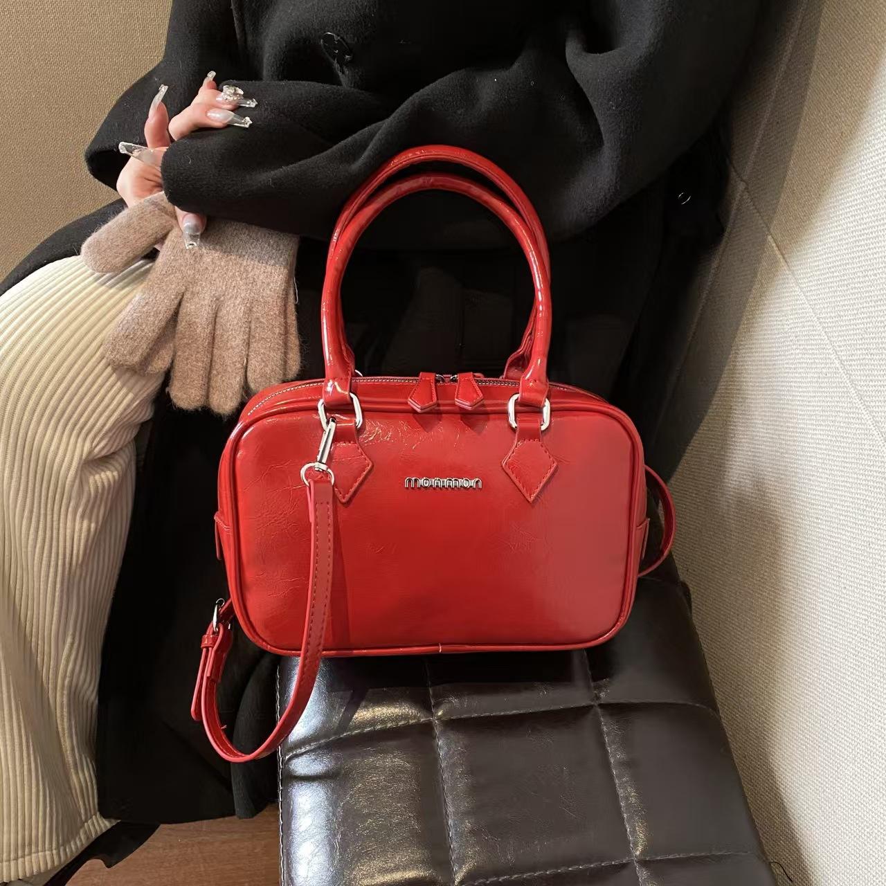 Ретро Простая Портативная Женская Маленькая Квадратная Сумка, Супер Модная Высококачественная Текстурированная Косая Сумка Через Плечо красный
Ретро Простая Портативная Женская Маленькая Квадратная Сумка, Супер Модная Высококачественная Текстурированная Косая Сумка Через Плечо красный