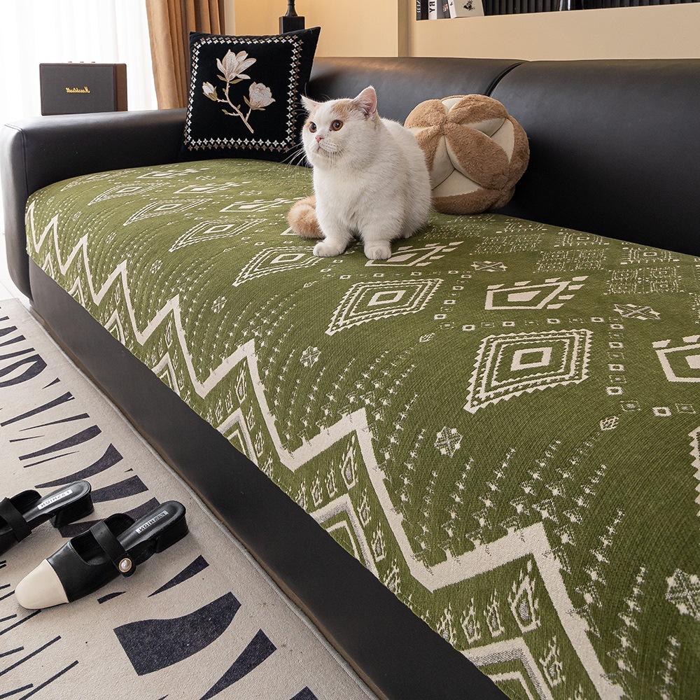 Four seasons universal living room sofa cushion premium feeling chenille non-slip cushion fashion sofa cover towel 90x90cm 1pc
Four seasons universal living room sofa cushion premium feeling chenille non-slip cushion fashion sofa cover towel 90x90cm 1pc