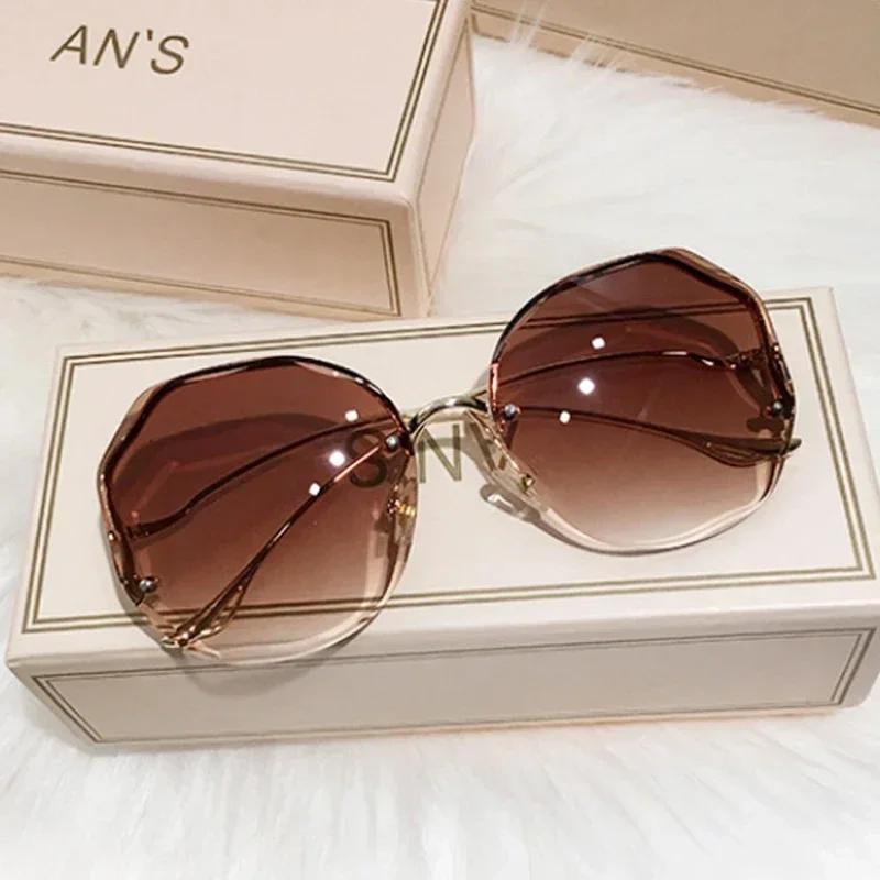 Classic Round Sunglasses Women Men Fashion Vintage Sun Glasses Female Male Brand Designer Casual Travel Shades Oculos De Sol Other
Classic Round Sunglasses Women Men Fashion Vintage Sun Glasses Female Male Brand Designer Casual Travel Shades Oculos De Sol Other