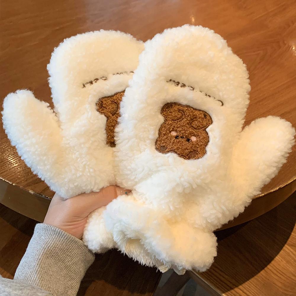 Милые плюшевые перчатки для студенток на зиму, плюс бархатная утолщенная универсальная модель с пальцами, пушистый воротник для велоспорта для защиты от ветра и холода average size
Милые плюшевые перчатки для студенток на зиму, плюс бархатная утолщенная универсальная модель с пальцами, пушистый воротник для велоспорта для защиты от ветра и холода average size