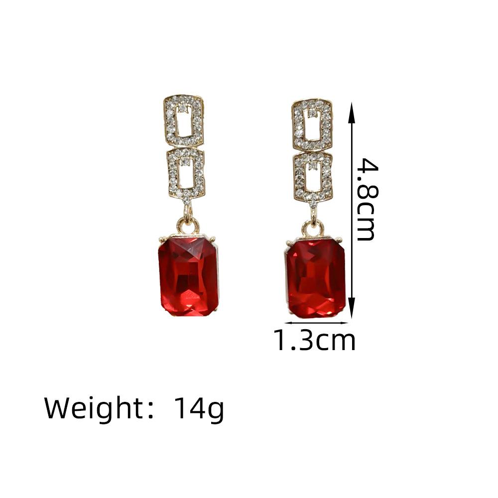 Серьги-лепестки из хрусталя 925 пробы, нишевый дизайн, холодный ветер, универсальный темперамент, серьги-гвоздики, изысканные серьги
Серьги-лепестки из хрусталя 925 пробы, нишевый дизайн, холодный ветер, универсальный темперамент, серьги-гвоздики, изысканные серьги