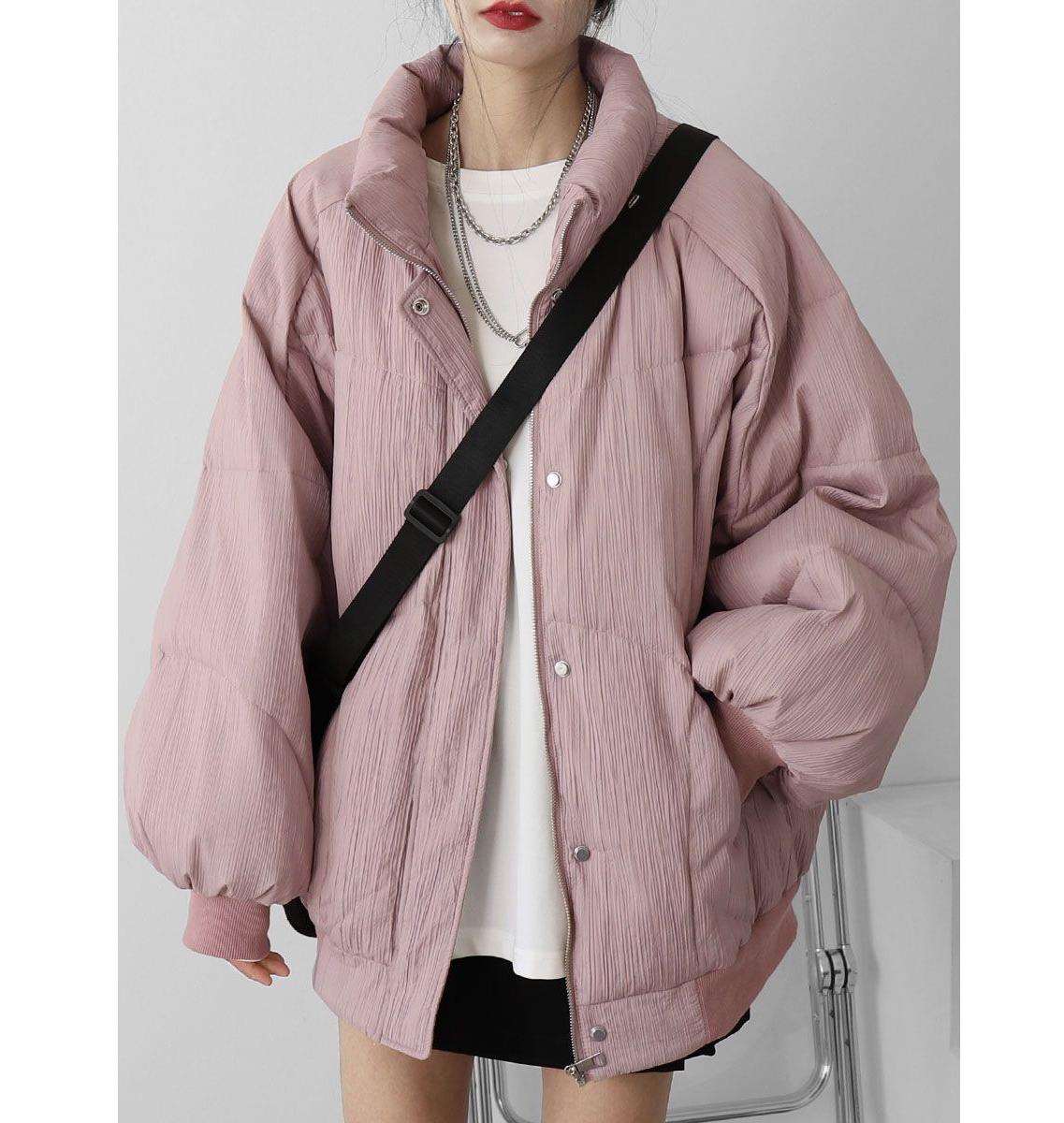 Повседневный свободный фактурный пуховик со складками в корейском стиле
Повседневный свободный фактурный пуховик со складками в корейском стиле