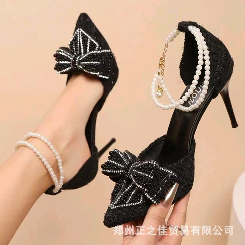 Spring and summer new women s high heels stiletto hollow bow dress bridal wedding shoes nude single shoes 42 чорний
Spring and summer new women s high heels stiletto hollow bow dress bridal wedding shoes nude single shoes 42 чорний