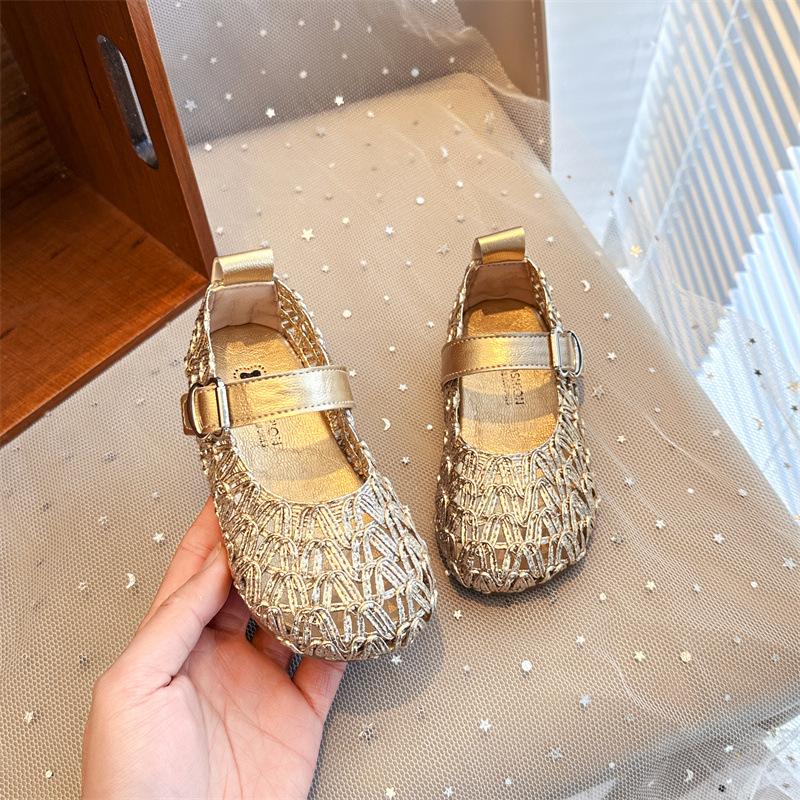 New Style Children s Leather Shoes - Open-weave Half-slip-on Shoes for Girls 27 золотий
New Style Children s Leather Shoes - Open-weave Half-slip-on Shoes for Girls 27 золотий