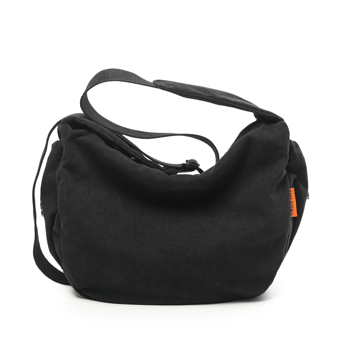 2025 fashion trend large capacity shoulder bag autumn and winter new messenger bag casual personality women tote bag pendant without rope
2025 fashion trend large capacity shoulder bag autumn and winter new messenger bag casual personality women tote bag pendant without rope