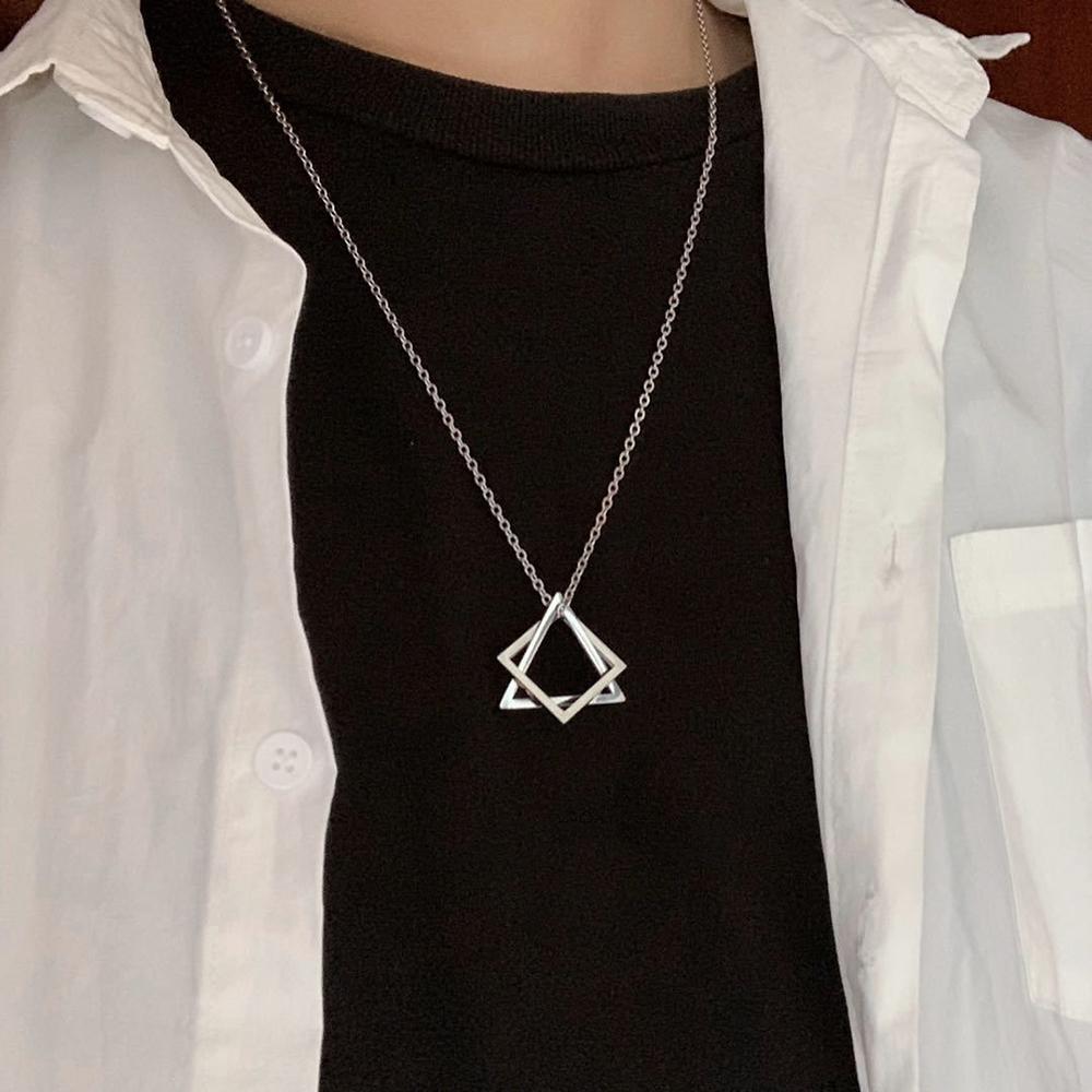 Couple Zinc Zinc Alloy Necklace for Men Geometric Necklace Clavicle Chain Fashion Jewelry Pendant Necklace
Couple Zinc Zinc Alloy Necklace for Men Geometric Necklace Clavicle Chain Fashion Jewelry Pendant Necklace