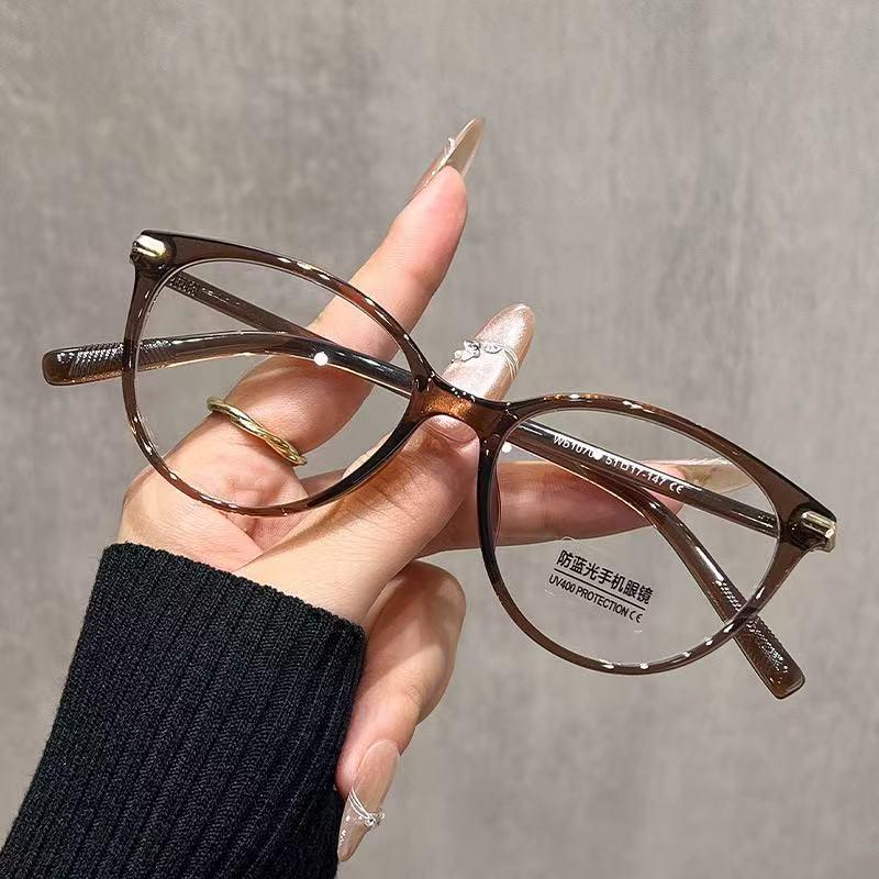 Zhao Lusi Style TR90 Cat Eye Glasses: Lightweight, Black Frame for Women, Prescription Compatible, Anti-Blue Light
Zhao Lusi Style TR90 Cat Eye Glasses: Lightweight, Black Frame for Women, Prescription Compatible, Anti-Blue Light