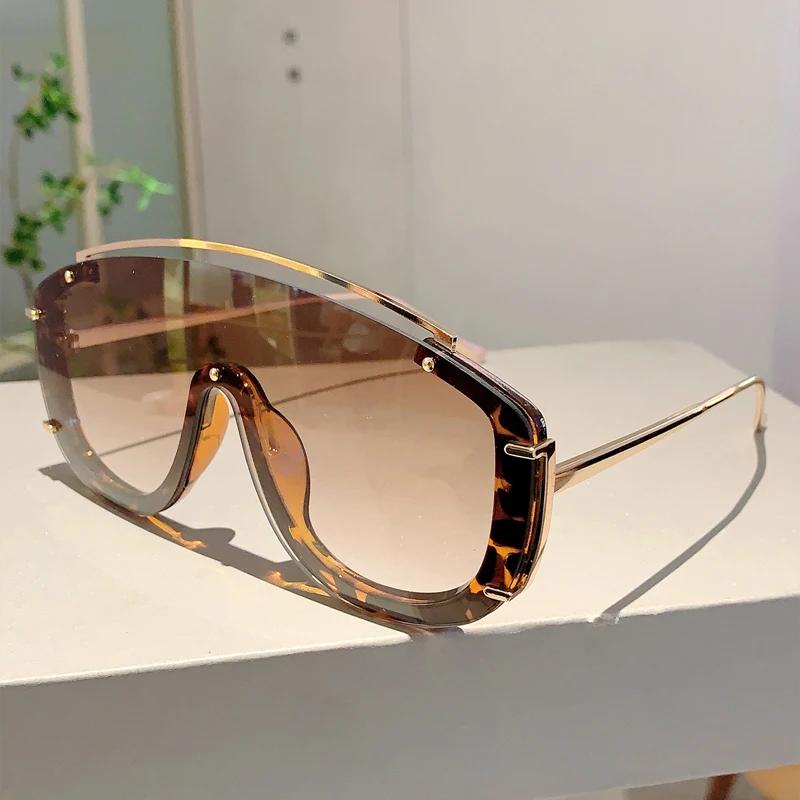KAMMPT Oversized Monoblock Sunglasses 2024 New Fashion Gradient Outdoor Shades Women Ins Trendy Luxury Brand Design Sun Glasses golden
KAMMPT Oversized Monoblock Sunglasses 2024 New Fashion Gradient Outdoor Shades Women Ins Trendy Luxury Brand Design Sun Glasses golden