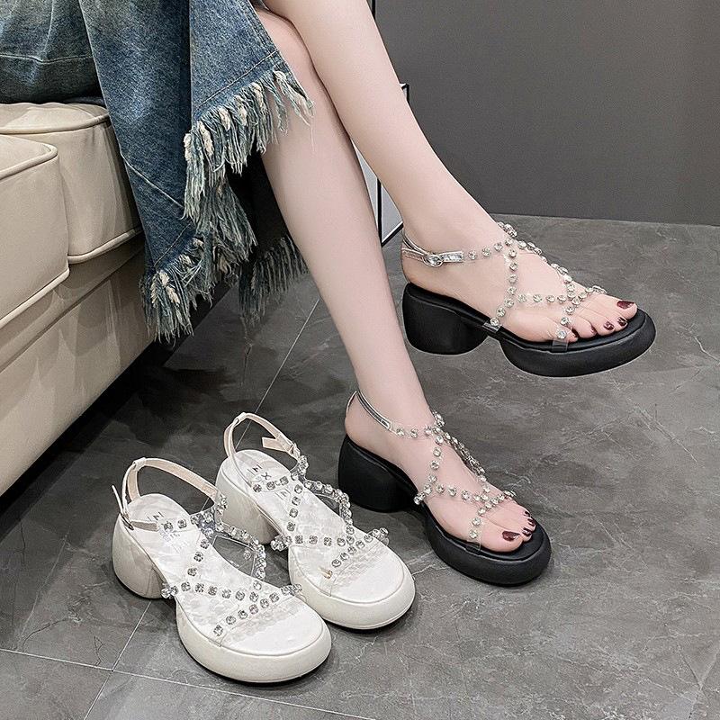 Sexy rhinestone open-toed sandals for women s outer wear summer new thick heel fashion versatile temperament sandals 35
Sexy rhinestone open-toed sandals for women s outer wear summer new thick heel fashion versatile temperament sandals 35