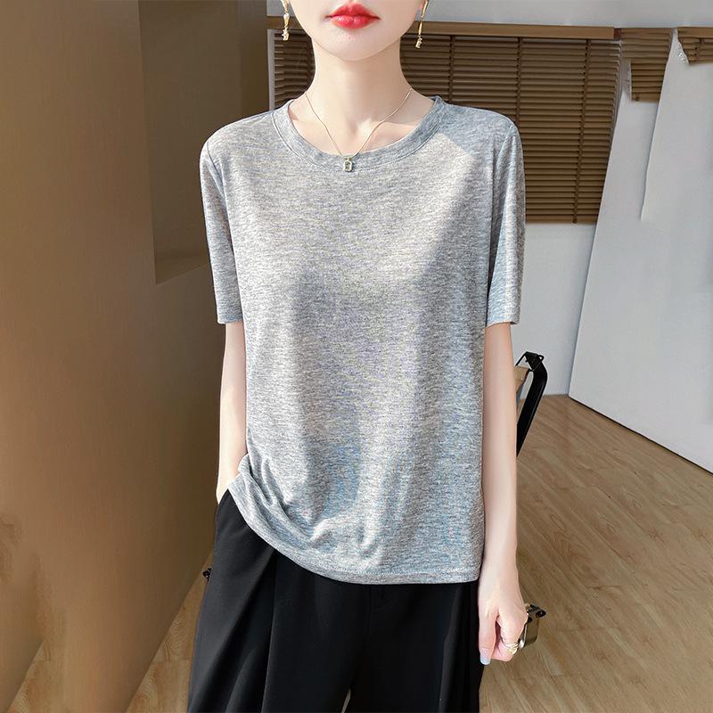Women s Slimming Round Neck Short Sleeve T-shirt - Summer 2025 Collection L
Women s Slimming Round Neck Short Sleeve T-shirt - Summer 2025 Collection L