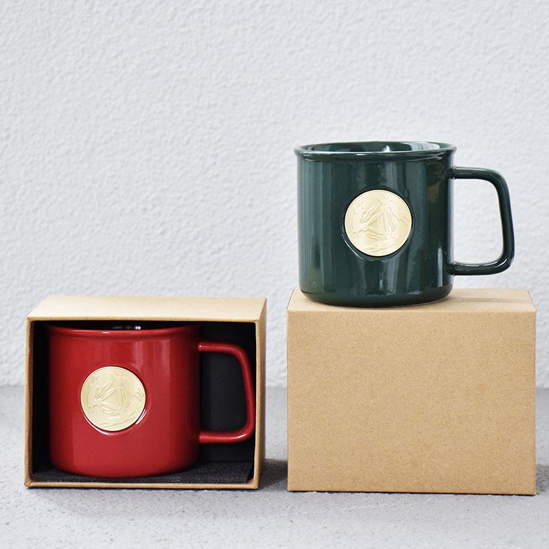 Bronze Badge Korean Ceramic Cup Couple Coffee Cup Office Household Drinking Cup Afternoon Tea Cup Milk Cup 301-400ml красный
Bronze Badge Korean Ceramic Cup Couple Coffee Cup Office Household Drinking Cup Afternoon Tea Cup Milk Cup 301-400ml красный