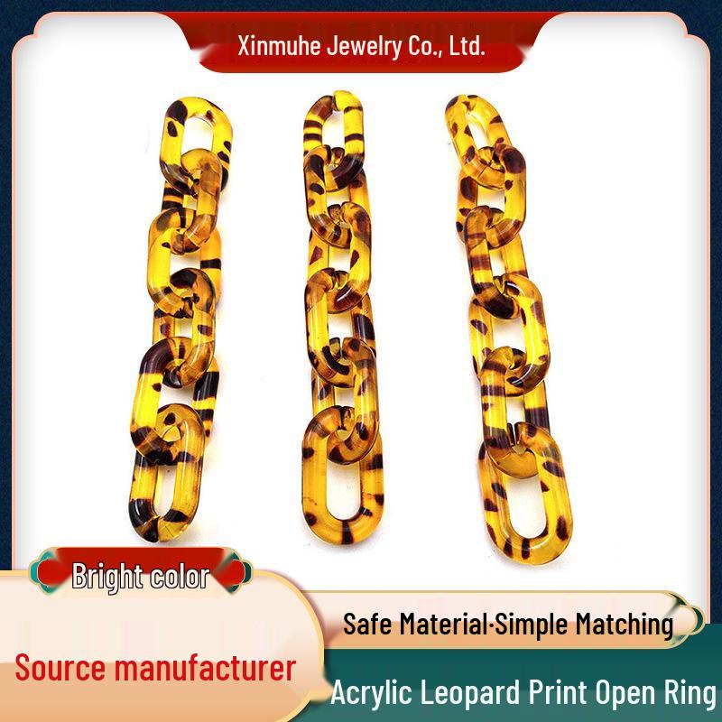 Leopard Print U-Shaped Acrylic Chain, 23x40mm, Spray-Painted Plastic with Open Buckle for DIY Handbag Accessories. 141 pieces - 24*39mm
Leopard Print U-Shaped Acrylic Chain, 23x40mm, Spray-Painted Plastic with Open Buckle for DIY Handbag Accessories. 141 pieces - 24*39mm