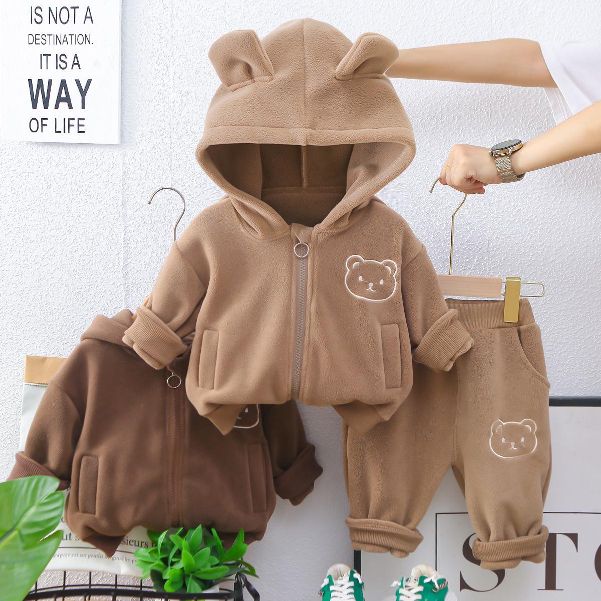 2024 Boys Trendy Winter Fashion: Infant Thickened Vest Three-Piece Set 130 cm темно-коричневого кольору
2024 Boys Trendy Winter Fashion: Infant Thickened Vest Three-Piece Set 130 cm темно-коричневого кольору
