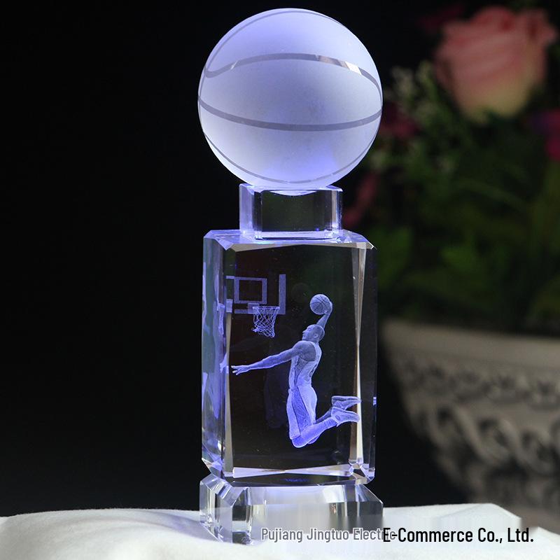 Фигурка Легенды баскетбола: Сувенир на день рождения Леброна и Кобе LeBron Dunk
Фигурка Легенды баскетбола: Сувенир на день рождения Леброна и Кобе LeBron Dunk