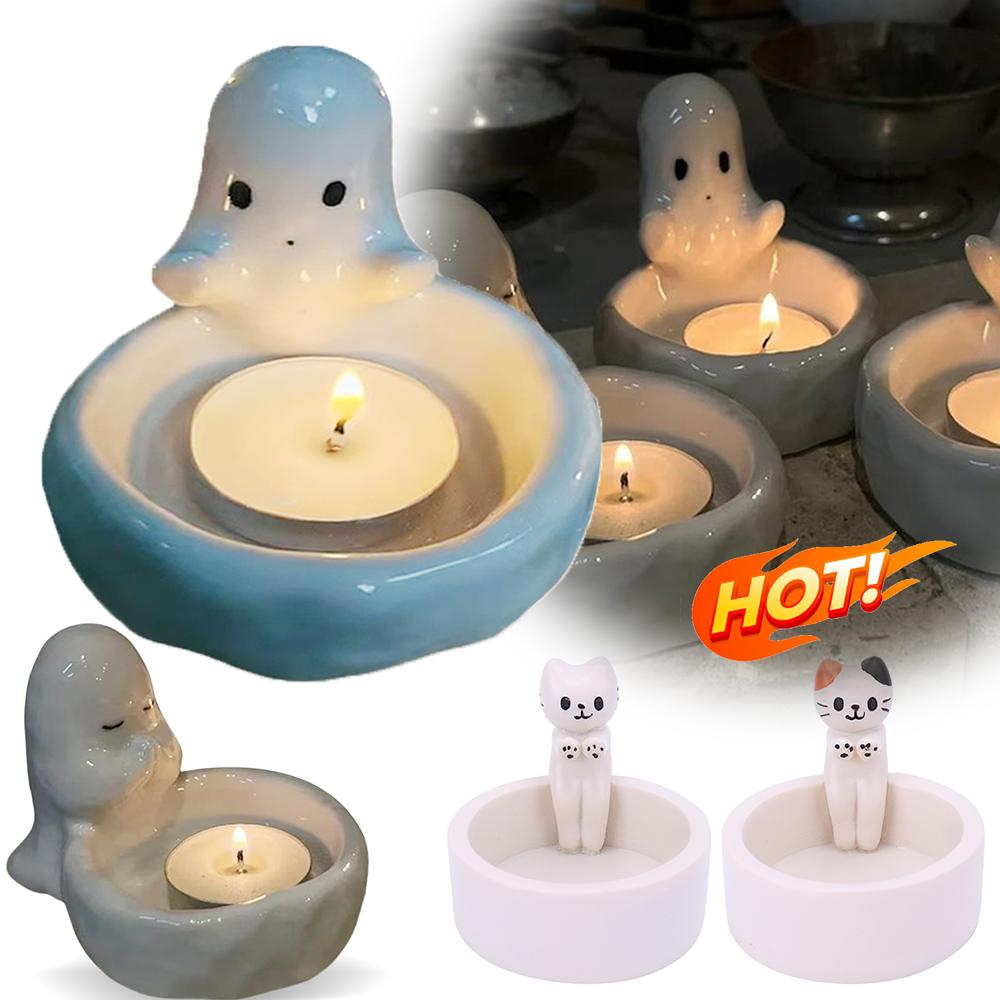 Aromatherapy Candlestick Resin Decorative with Little Ghost Cute Ghost Scented Candle Holder Home Decor Halloween Decoration
Aromatherapy Candlestick Resin Decorative with Little Ghost Cute Ghost Scented Candle Holder Home Decor Halloween Decoration