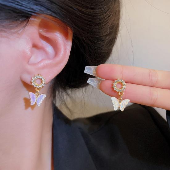 Серебряная игла Красочные серьги-бабочки Женский дизайн ниши Полный бриллиантовый круг Серьги-гвоздики Серьги Сладкий темперамент
Серебряная игла Красочные серьги-бабочки Женский дизайн ниши Полный бриллиантовый круг Серьги-гвоздики Серьги Сладкий темперамент