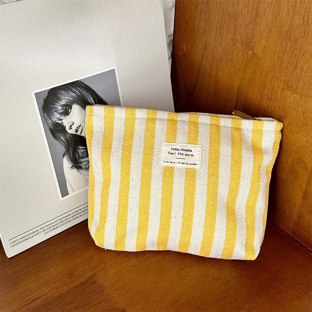 Stripe Canvas Cosmetic Bag Large Capacity Travel Toiletry Organizer for Women Portable Makeup Storage жовтий
Stripe Canvas Cosmetic Bag Large Capacity Travel Toiletry Organizer for Women Portable Makeup Storage жовтий